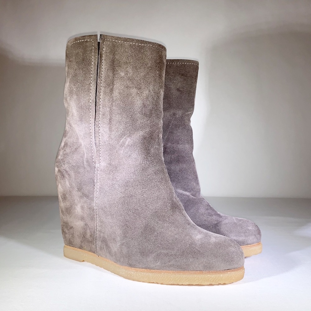 Stuart Weitzman - Boot Scout Wedge Suede Bootie